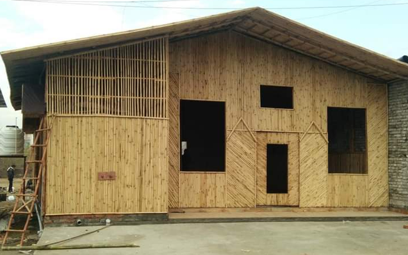 Shivam Blind Chick Maker